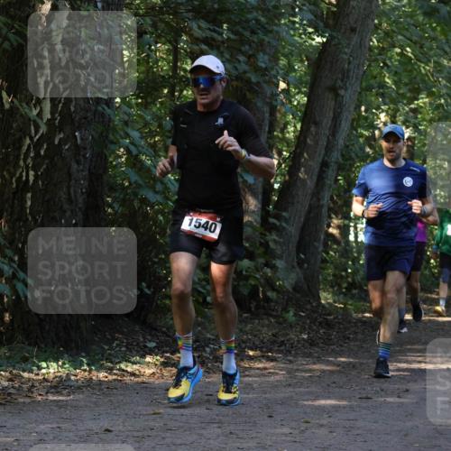 28.09.2025 - 33. Volkslauf durch das schöne Alstertal Strokosch-Dieckow http://msf.ph/oto/8969794 28.09.2025 11:35:44 Laufen 1540, 3120 meine-sportfotos.de
