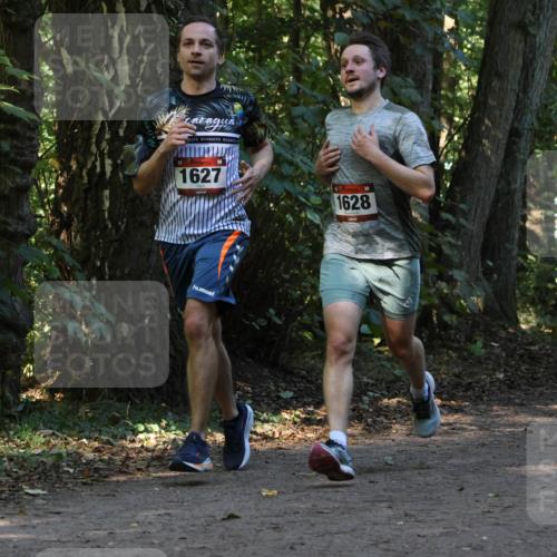 28.09.2025 - 33. Volkslauf durch das schöne Alstertal Strokosch-Dieckow http://msf.ph/oto/8969817 28.09.2025 11:36:24 Laufen 1627, 1628, 1537 meine-sportfotos.de
