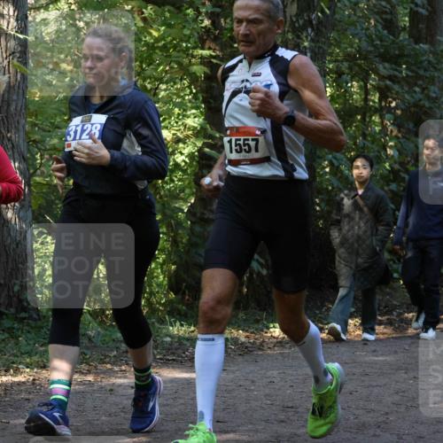 28.09.2025 - 33. Volkslauf durch das schöne Alstertal Strokosch-Dieckow http://msf.ph/oto/8969833 28.09.2025 11:36:44 Laufen 3127, 3128, 1557 meine-sportfotos.de