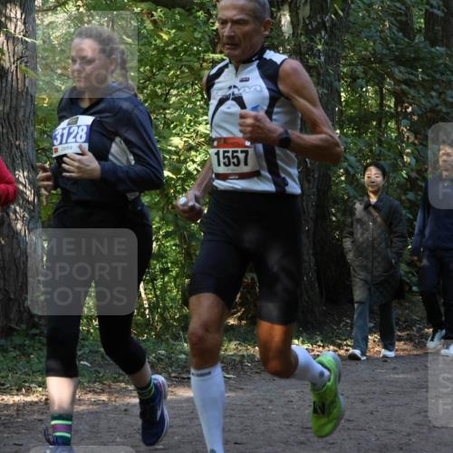 28.09.2025 - 33. Volkslauf durch das schöne Alstertal Strokosch-Dieckow http://msf.ph/oto/8969834 28.09.2025 11:36:44 Laufen 3127, 3128, 1557 meine-sportfotos.de