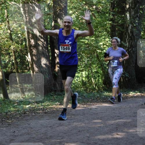 28.09.2025 - 33. Volkslauf durch das schöne Alstertal Strokosch-Dieckow http://msf.ph/oto/8969860 28.09.2025 11:37:11 Laufen 1549, 3146, 1527 meine-sportfotos.de