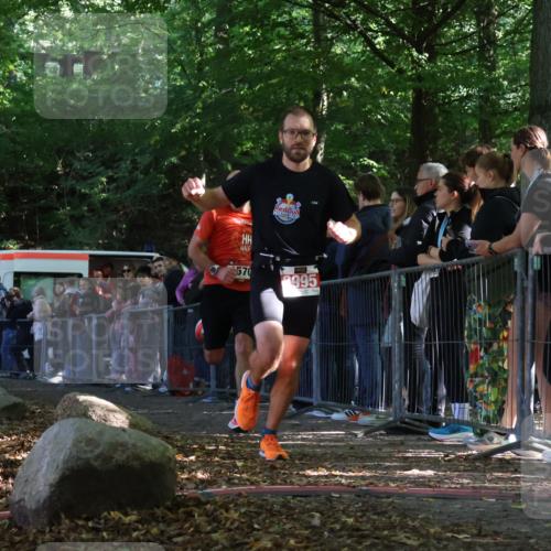 28.09.2025 - 33. Volkslauf durch das schöne Alstertal Strokosch-Dieckow http://msf.ph/oto/8969884 28.09.2025 11:50:42 Ziel 1570, 1864, 2995 meine-sportfotos.de