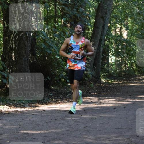28.09.2025 - 33. Volkslauf durch das schöne Alstertal Strokosch-Dieckow http://msf.ph/oto/8970196 28.09.2025 11:45:16 Laufen 82, 2077 meine-sportfotos.de