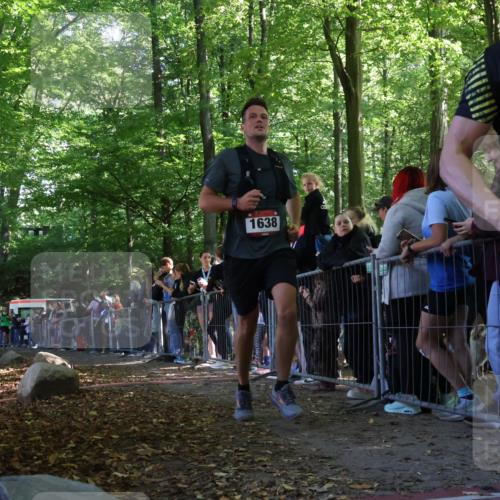 28.09.2025 - 33. Volkslauf durch das schöne Alstertal Strokosch-Dieckow http://msf.ph/oto/8970283 28.09.2025 11:51:23 Ziel 1638, 2654 meine-sportfotos.de