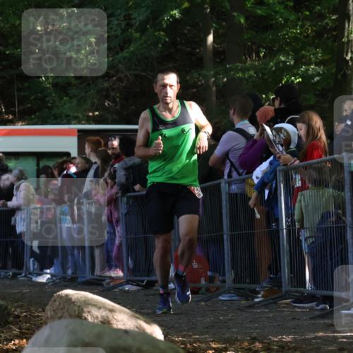 28.09.2025 - 33. Volkslauf durch das schöne Alstertal Strokosch-Dieckow http://msf.ph/oto/8970305 28.09.2025 11:51:26 Ziel 2381, 2654, 3111 meine-sportfotos.de