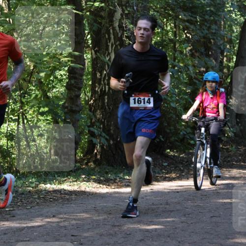 28.09.2025 - 33. Volkslauf durch das schöne Alstertal Strokosch-Dieckow http://msf.ph/oto/8970324 28.09.2025 11:48:23 Laufen 1570, 1614 meine-sportfotos.de