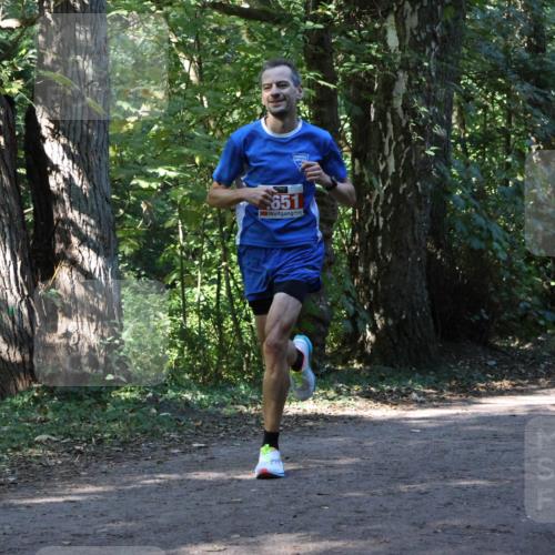 28.09.2025 - 33. Volkslauf durch das schöne Alstertal Strokosch-Dieckow http://msf.ph/oto/8970398 28.09.2025 11:50:10 Laufen 651 meine-sportfotos.de
