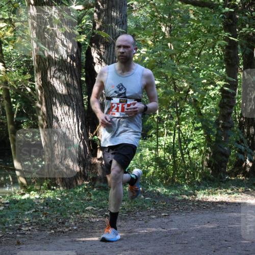 28.09.2025 - 33. Volkslauf durch das schöne Alstertal Strokosch-Dieckow http://msf.ph/oto/8970411 28.09.2025 11:50:33 Laufen 594 meine-sportfotos.de