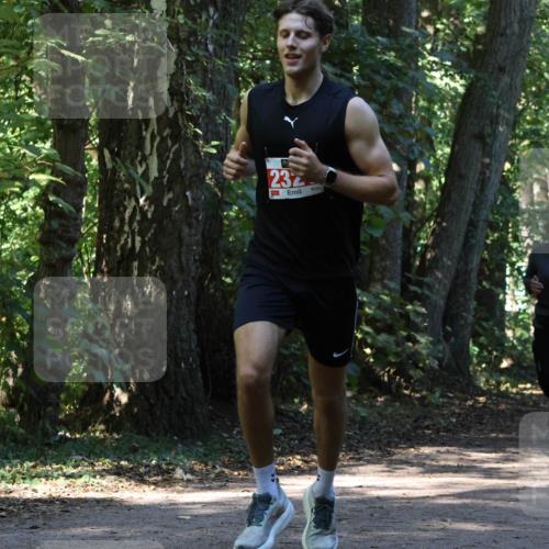 28.09.2025 - 33. Volkslauf durch das schöne Alstertal Strokosch-Dieckow http://msf.ph/oto/8970433 28.09.2025 11:51:08 Laufen 232, 1573, 605 meine-sportfotos.de
