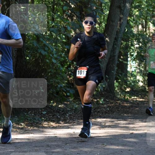 28.09.2025 - 33. Volkslauf durch das schöne Alstertal Strokosch-Dieckow http://msf.ph/oto/8970455 28.09.2025 11:52:23 Laufen 1610, 1011, 2512 meine-sportfotos.de