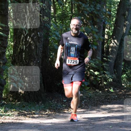 28.09.2025 - 33. Volkslauf durch das schöne Alstertal Strokosch-Dieckow http://msf.ph/oto/8970532 28.09.2025 11:54:01 Laufen 1729, 162 meine-sportfotos.de