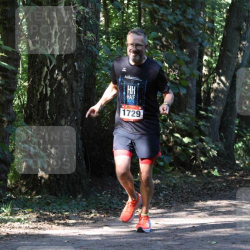 28.09.2025 - 33. Volkslauf durch das schöne Alstertal Strokosch-Dieckow http://msf.ph/oto/8970533 28.09.2025 11:54:01 Laufen 1729, 16 meine-sportfotos.de