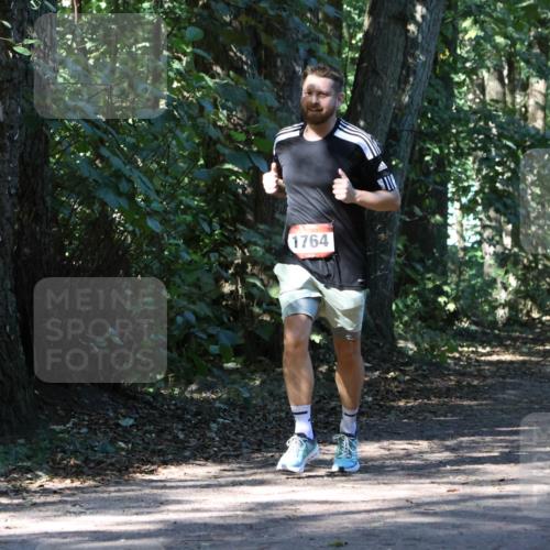28.09.2025 - 33. Volkslauf durch das schöne Alstertal Strokosch-Dieckow http://msf.ph/oto/8970618 28.09.2025 11:55:56 Laufen 1764 meine-sportfotos.de