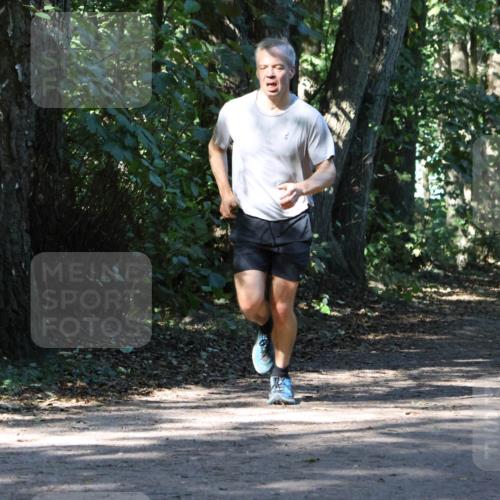 28.09.2025 - 33. Volkslauf durch das schöne Alstertal Strokosch-Dieckow http://msf.ph/oto/8970625 28.09.2025 11:56:07 Laufen 1617 meine-sportfotos.de