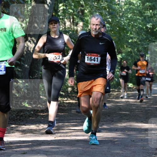 28.09.2025 - 33. Volkslauf durch das schöne Alstertal Strokosch-Dieckow http://msf.ph/oto/8970659 28.09.2025 11:56:47 Laufen 1922, 3354, 22, 1641 meine-sportfotos.de
