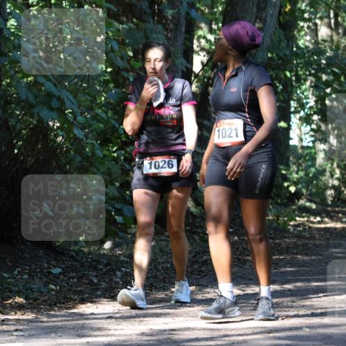 28.09.2025 - 33. Volkslauf durch das schöne Alstertal Strokosch-Dieckow http://msf.ph/oto/8970695 28.09.2025 11:57:29 Laufen 1021, 1026 meine-sportfotos.de