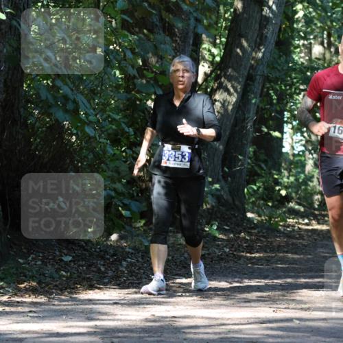28.09.2025 - 33. Volkslauf durch das schöne Alstertal Strokosch-Dieckow http://msf.ph/oto/8970707 28.09.2025 11:57:41 Laufen 3353, 1613 meine-sportfotos.de