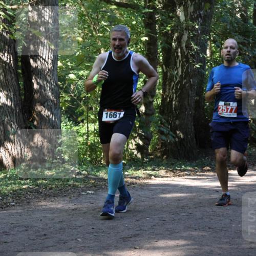 28.09.2025 - 33. Volkslauf durch das schöne Alstertal Strokosch-Dieckow http://msf.ph/oto/8970732 28.09.2025 11:57:56 Laufen 10, 1667, 2577 meine-sportfotos.de