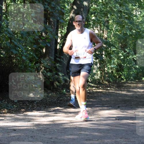 28.09.2025 - 33. Volkslauf durch das schöne Alstertal Strokosch-Dieckow http://msf.ph/oto/8970763 28.09.2025 11:59:05 Laufen 1657 meine-sportfotos.de