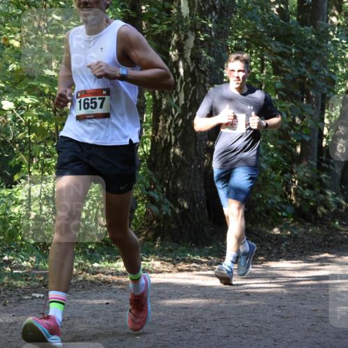 28.09.2025 - 33. Volkslauf durch das schöne Alstertal Strokosch-Dieckow http://msf.ph/oto/8970770 28.09.2025 11:59:07 Laufen 1657 meine-sportfotos.de