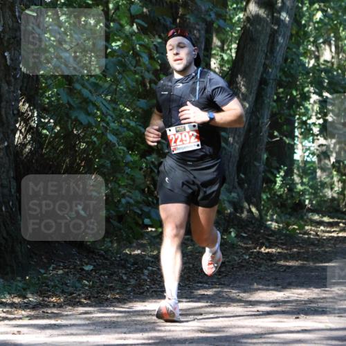 28.09.2025 - 33. Volkslauf durch das schöne Alstertal Strokosch-Dieckow http://msf.ph/oto/8970808 28.09.2025 12:00:35 Laufen 2292 meine-sportfotos.de