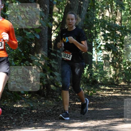 28.09.2025 - 33. Volkslauf durch das schöne Alstertal Strokosch-Dieckow http://msf.ph/oto/8970824 28.09.2025 12:01:08 Laufen 1060, 1032 meine-sportfotos.de