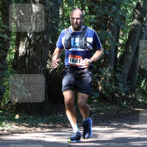 28.09.2025 - 33. Volkslauf durch das schöne Alstertal Strokosch-Dieckow http://msf.ph/oto/8970845 28.09.2025 12:01:24 Laufen 1681, 250 meine-sportfotos.de