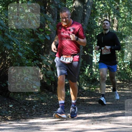 28.09.2025 - 33. Volkslauf durch das schöne Alstertal Strokosch-Dieckow http://msf.ph/oto/8970855 28.09.2025 12:01:32 Laufen 30, 19, 1712, 2453, 1675 meine-sportfotos.de