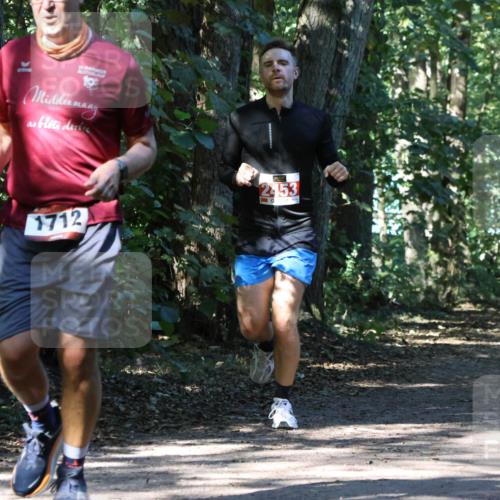 28.09.2025 - 33. Volkslauf durch das schöne Alstertal Strokosch-Dieckow http://msf.ph/oto/8970857 28.09.2025 12:01:33 Laufen 10, 1712, 2, 53 meine-sportfotos.de