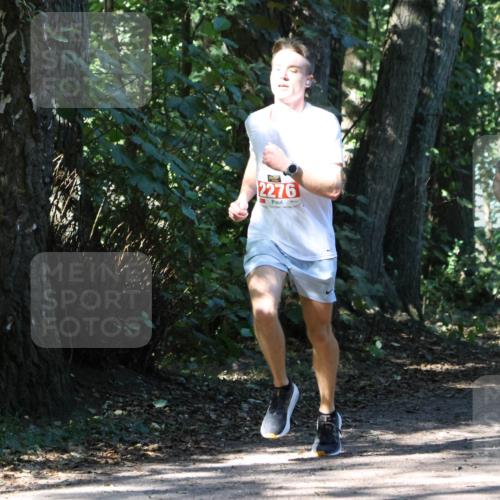 28.09.2025 - 33. Volkslauf durch das schöne Alstertal Strokosch-Dieckow http://msf.ph/oto/8970860 28.09.2025 12:01:39 Laufen 2276, 1675 meine-sportfotos.de