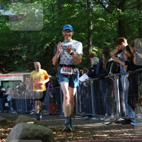 28.09.2025 - 33. Volkslauf durch das schöne Alstertal Strokosch-Dieckow http://msf.ph/oto/8970876 28.09.2025 11:52:42 Ziel 1656 meine-sportfotos.de