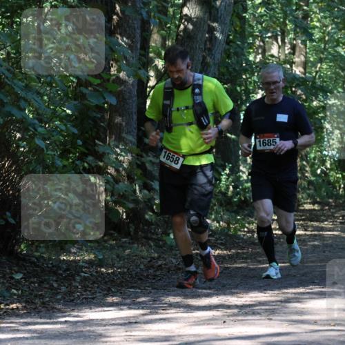 28.09.2025 - 33. Volkslauf durch das schöne Alstertal Strokosch-Dieckow http://msf.ph/oto/8970890 28.09.2025 12:02:14 Laufen 1658, 1685 meine-sportfotos.de