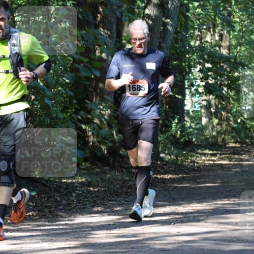 28.09.2025 - 33. Volkslauf durch das schöne Alstertal Strokosch-Dieckow http://msf.ph/oto/8970894 28.09.2025 12:02:16 Laufen 1658, 1685 meine-sportfotos.de