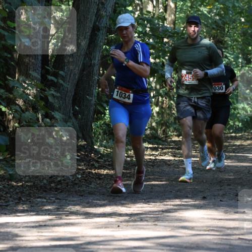 28.09.2025 - 33. Volkslauf durch das schöne Alstertal Strokosch-Dieckow http://msf.ph/oto/8970900 28.09.2025 12:02:38 Laufen 1034, 2459, 030 meine-sportfotos.de