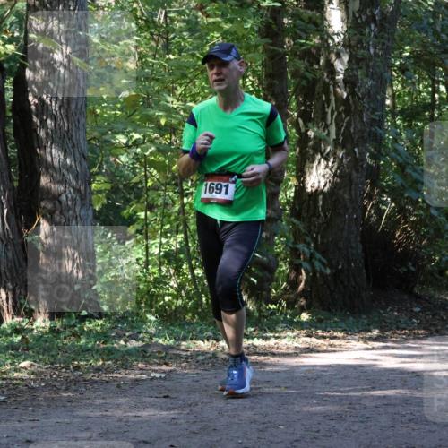 28.09.2025 - 33. Volkslauf durch das schöne Alstertal Strokosch-Dieckow http://msf.ph/oto/8970926 28.09.2025 12:03:22 Laufen 1691 meine-sportfotos.de