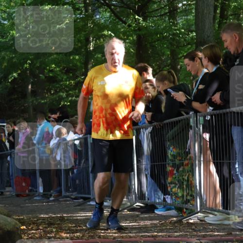 28.09.2025 - 33. Volkslauf durch das schöne Alstertal Strokosch-Dieckow http://msf.ph/oto/8970939 28.09.2025 11:52:45 Ziel 2321 meine-sportfotos.de