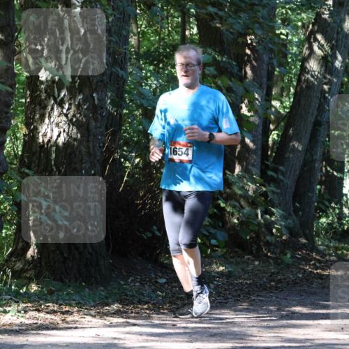 28.09.2025 - 33. Volkslauf durch das schöne Alstertal Strokosch-Dieckow http://msf.ph/oto/8970969 28.09.2025 12:04:14 Laufen 1654, 1031 meine-sportfotos.de