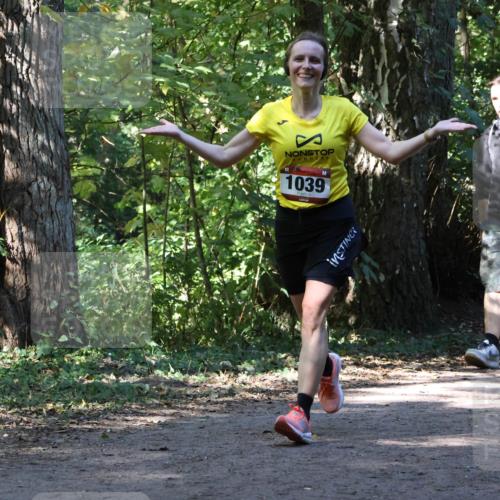 28.09.2025 - 33. Volkslauf durch das schöne Alstertal Strokosch-Dieckow http://msf.ph/oto/8970984 28.09.2025 12:04:28 Laufen 1039 meine-sportfotos.de
