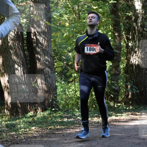 28.09.2025 - 33. Volkslauf durch das schöne Alstertal Strokosch-Dieckow http://msf.ph/oto/8970997 28.09.2025 12:04:42 Laufen 180 meine-sportfotos.de