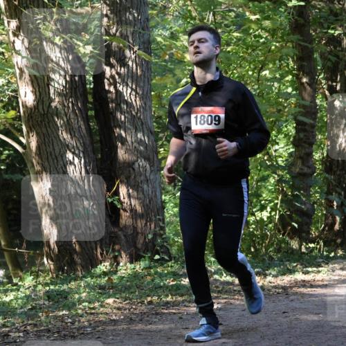 28.09.2025 - 33. Volkslauf durch das schöne Alstertal Strokosch-Dieckow http://msf.ph/oto/8971000 28.09.2025 12:04:42 Laufen 1809 meine-sportfotos.de