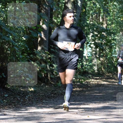 28.09.2025 - 33. Volkslauf durch das schöne Alstertal Strokosch-Dieckow http://msf.ph/oto/8971007 28.09.2025 12:04:52 Laufen 0647, 1036 meine-sportfotos.de