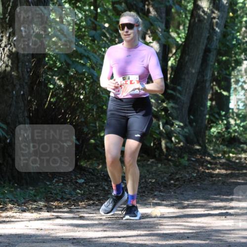 28.09.2025 - 33. Volkslauf durch das schöne Alstertal Strokosch-Dieckow http://msf.ph/oto/8971021 28.09.2025 12:05:05 Laufen  meine-sportfotos.de