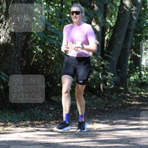 28.09.2025 - 33. Volkslauf durch das schöne Alstertal Strokosch-Dieckow http://msf.ph/oto/8971022 28.09.2025 12:05:05 Laufen  meine-sportfotos.de