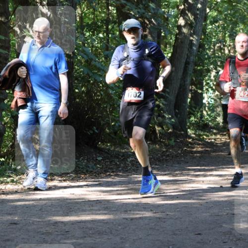 28.09.2025 - 33. Volkslauf durch das schöne Alstertal Strokosch-Dieckow http://msf.ph/oto/8971061 28.09.2025 12:06:16 Laufen 2429, 1702 meine-sportfotos.de