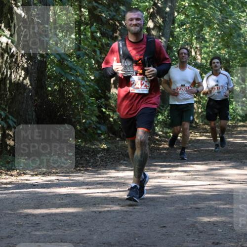 28.09.2025 - 33. Volkslauf durch das schöne Alstertal Strokosch-Dieckow http://msf.ph/oto/8971066 28.09.2025 12:06:17 Laufen 1702, 2429, 2261, 2578, 2494 meine-sportfotos.de