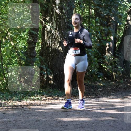 28.09.2025 - 33. Volkslauf durch das schöne Alstertal Strokosch-Dieckow http://msf.ph/oto/8971078 28.09.2025 12:06:48 Laufen 071 meine-sportfotos.de