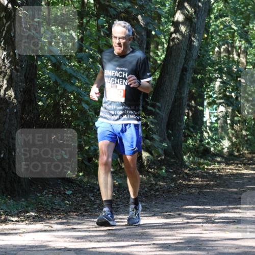 28.09.2025 - 33. Volkslauf durch das schöne Alstertal Strokosch-Dieckow http://msf.ph/oto/8971115 28.09.2025 12:07:45 Laufen 39, 1051 meine-sportfotos.de