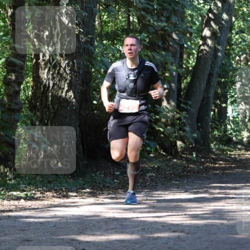 28.09.2025 - 33. Volkslauf durch das schöne Alstertal Strokosch-Dieckow http://msf.ph/oto/8971133 28.09.2025 12:08:05 Laufen 22 meine-sportfotos.de