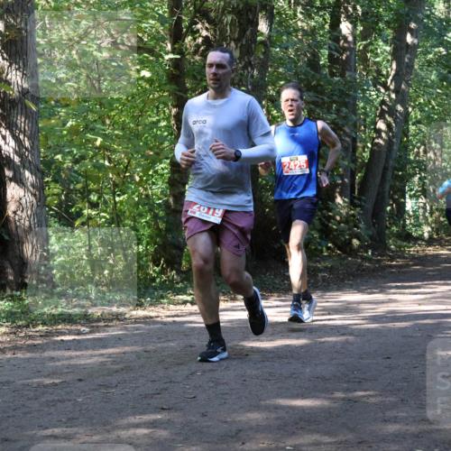 28.09.2025 - 33. Volkslauf durch das schöne Alstertal Strokosch-Dieckow http://msf.ph/oto/8971168 28.09.2025 12:08:54 Laufen 2019, 2425, 1843 meine-sportfotos.de