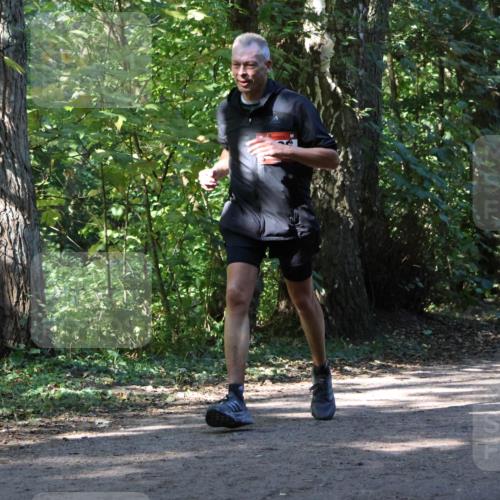 28.09.2025 - 33. Volkslauf durch das schöne Alstertal Strokosch-Dieckow http://msf.ph/oto/8971194 28.09.2025 12:09:14 Laufen  meine-sportfotos.de
